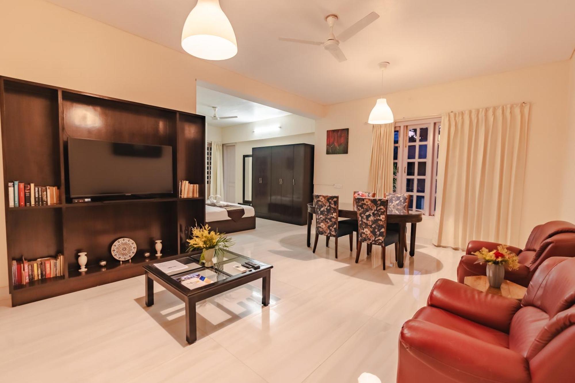 Saffron Leaf W567 Hotel Dehradun Eksteriør billede